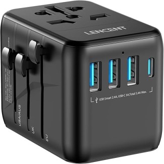محول قابس سفر عالمي دولي 3 منافذ USB ومحول شحن سريع نوع C للجوال واللابتوب الكل في واحد لأكثر من 200 دولة (الولايات المتحدة الأمريكية والمملكة المتحدة والاتحاد الأوروبي وأستراليا) من لانسينت